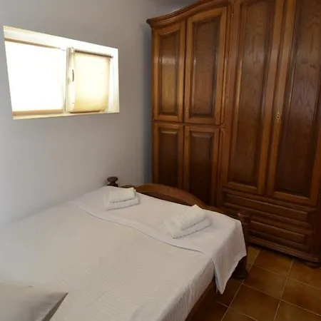 Vila Calypso Homestay *